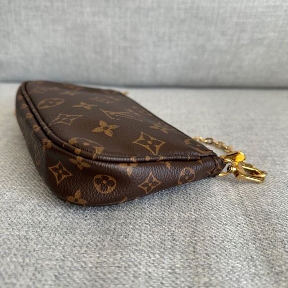 Louis Vuitton Monogram Multi Pochette Accessories Mini Pochette - Picture 7 of 10